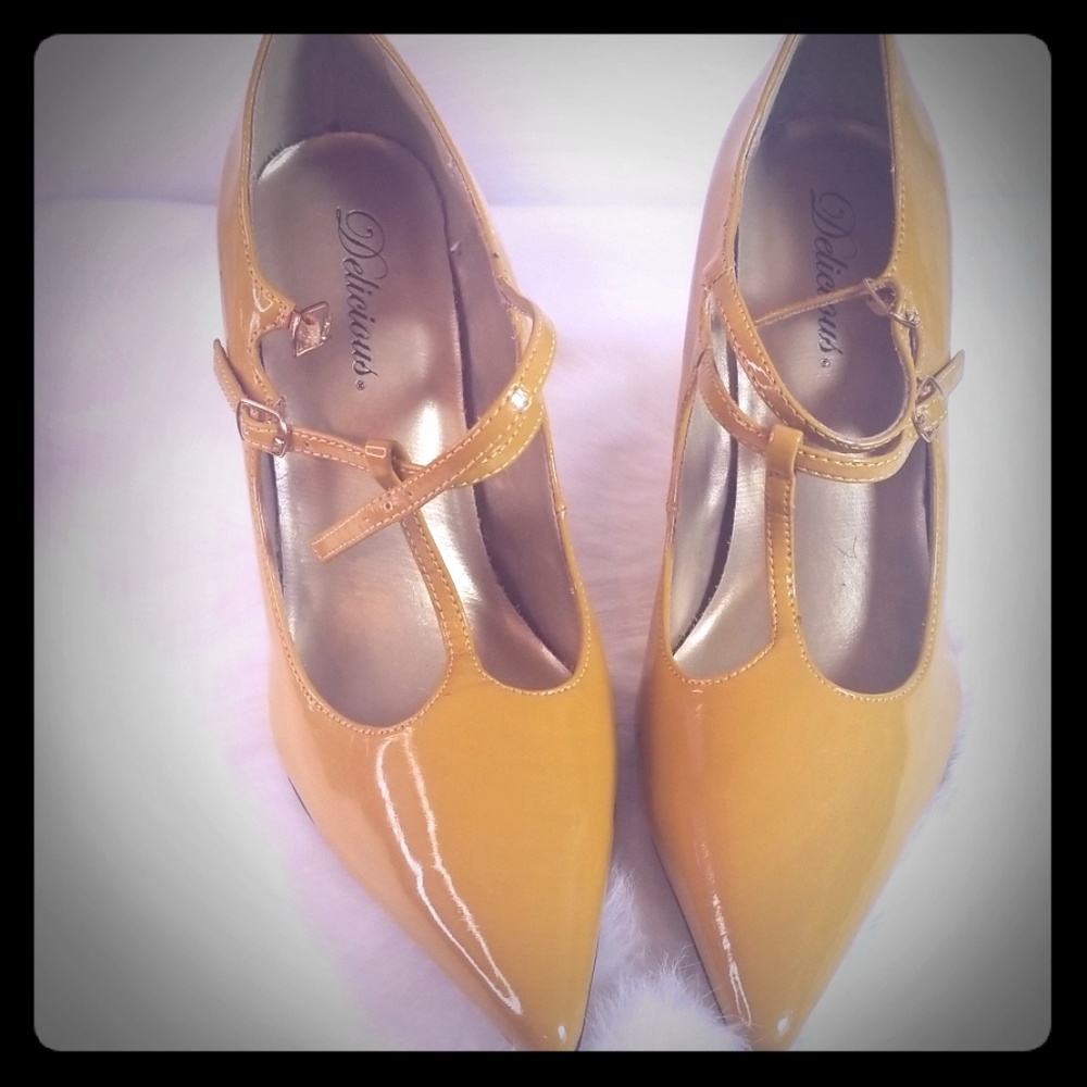 Delicious Patent Leather Yellow Heels
